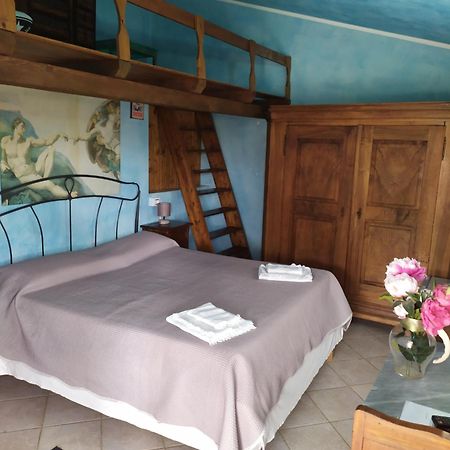 Da Teresa Bed and Breakfast San Teodoro  Kamer foto